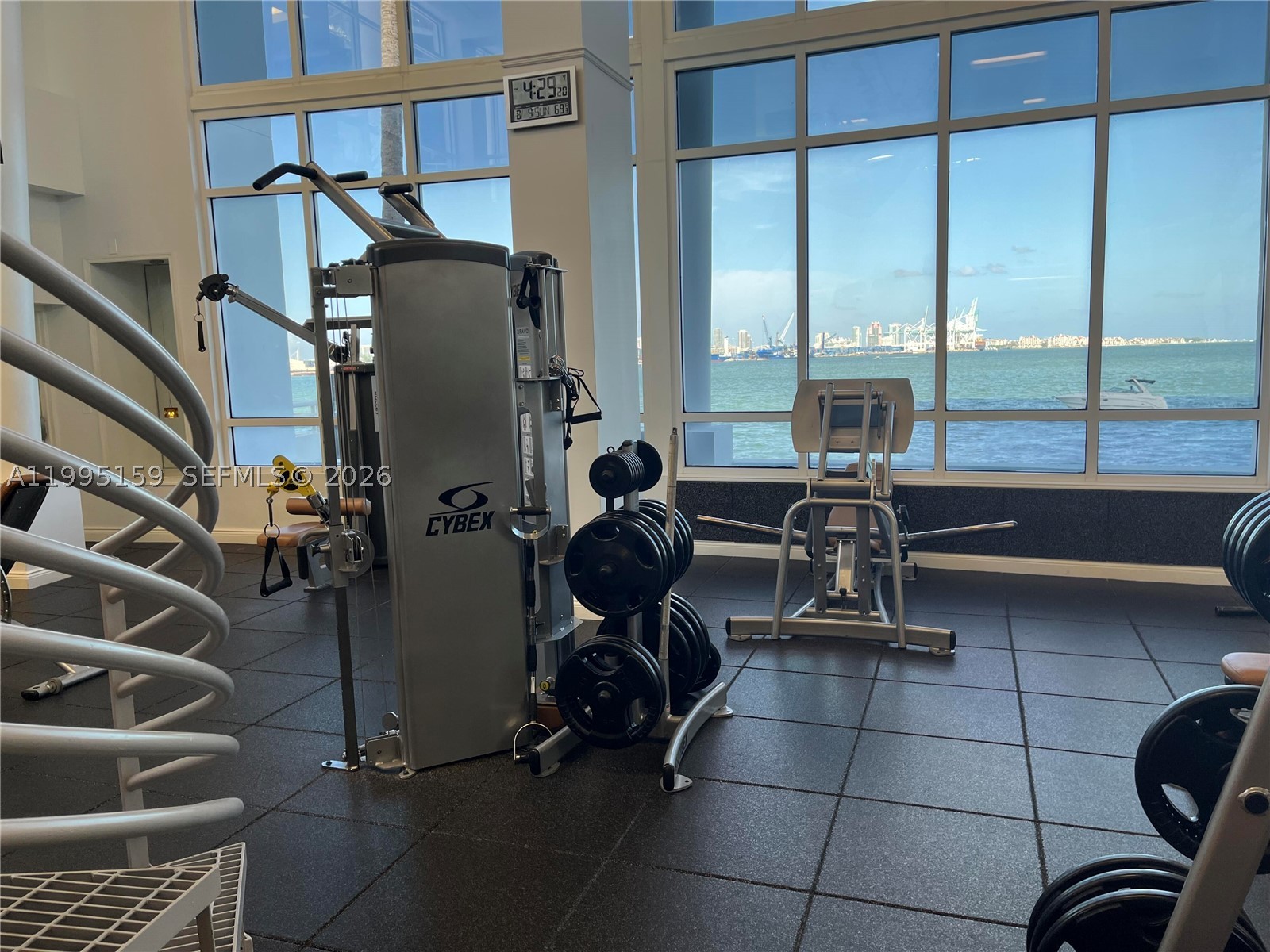 808 Brickell Key Dr #2002, Miami FL 33131