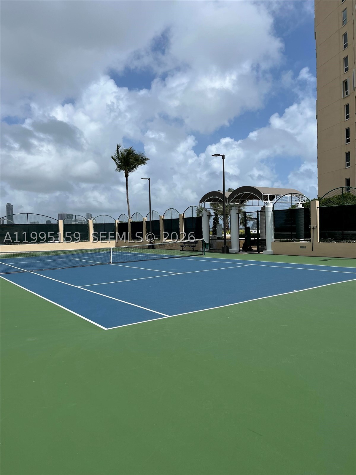 808 Brickell Key Dr #2002, Miami FL 33131