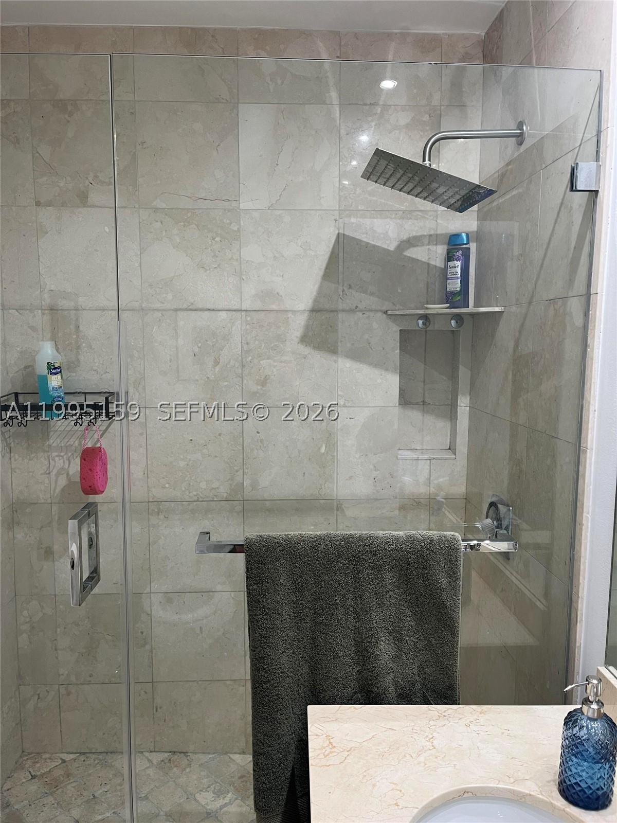 808 Brickell Key Dr #2002, Miami FL 33131