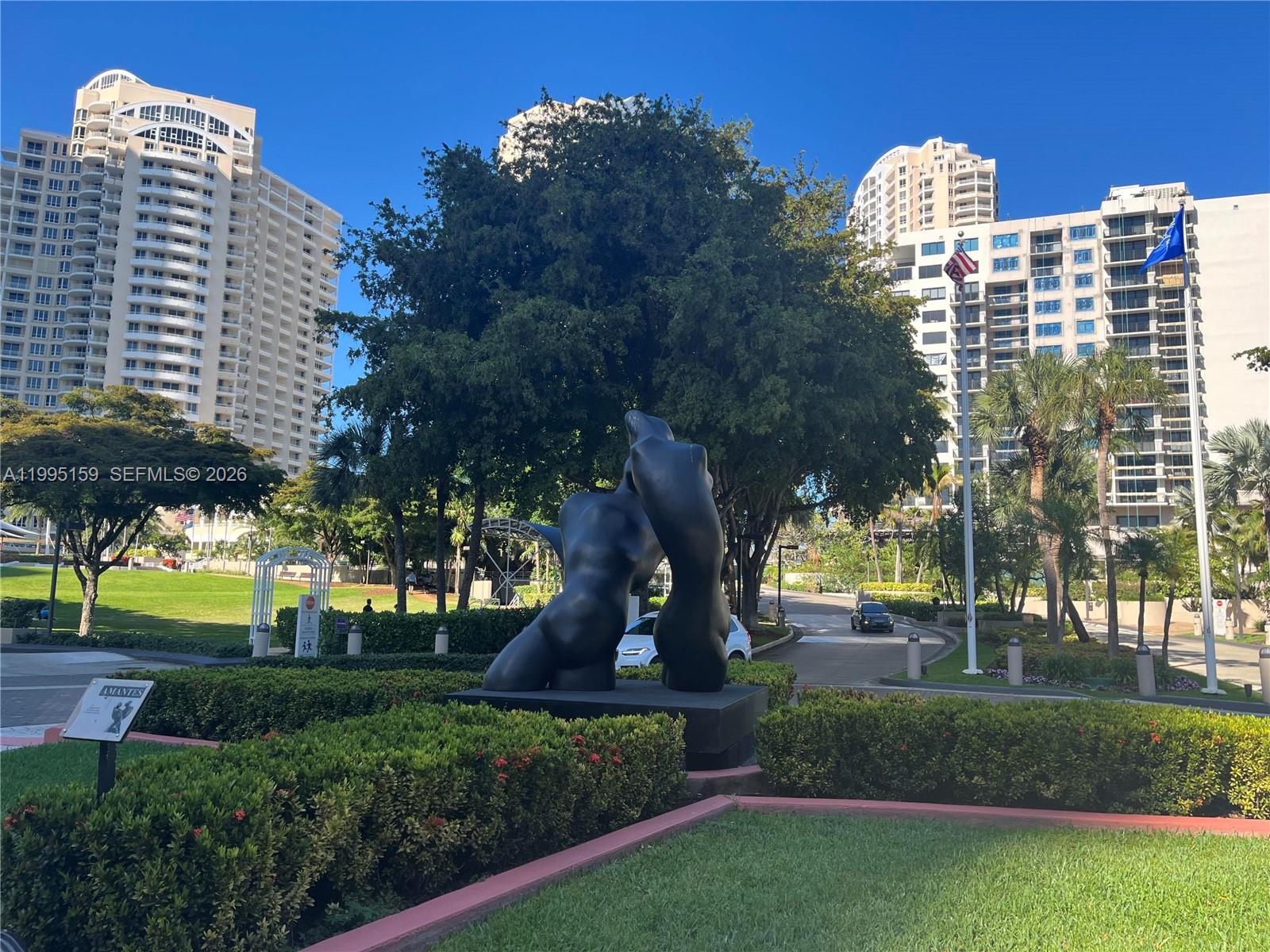 808 Brickell Key Dr #2002, Miami FL 33131