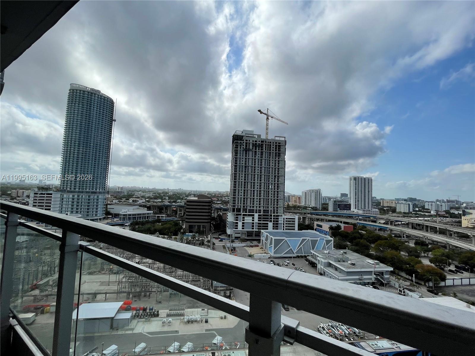 90 SW 3RD STREET #1809, Miami FL 33130