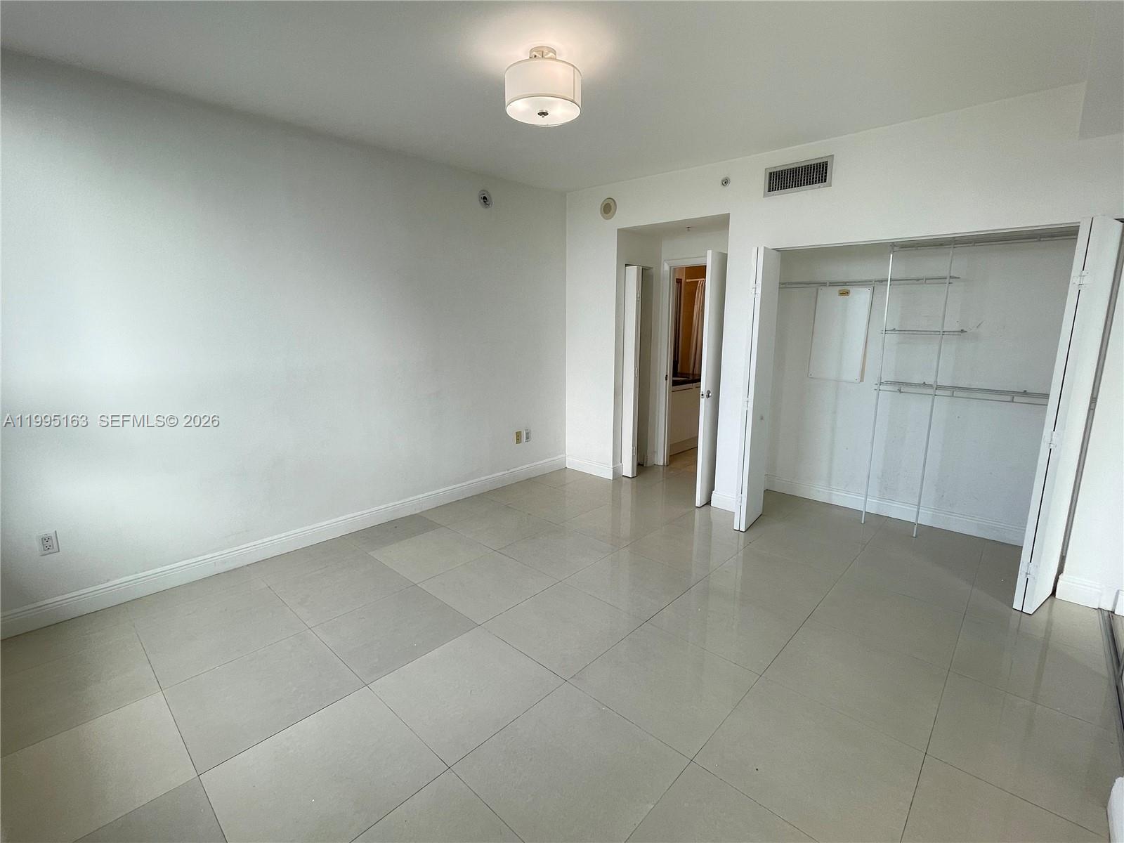 90 SW 3RD STREET #1809, Miami FL 33130