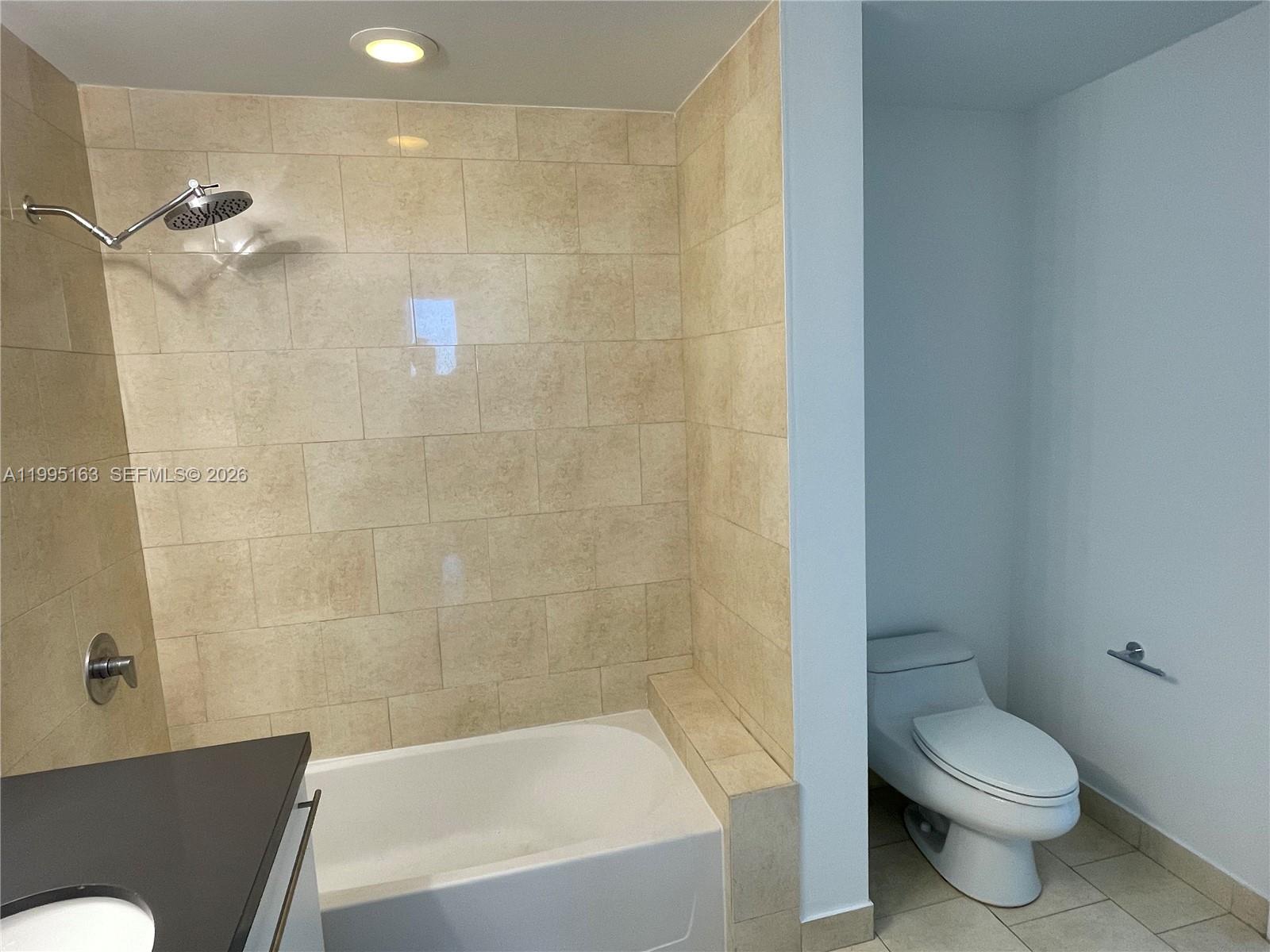 90 SW 3RD STREET #1809, Miami FL 33130