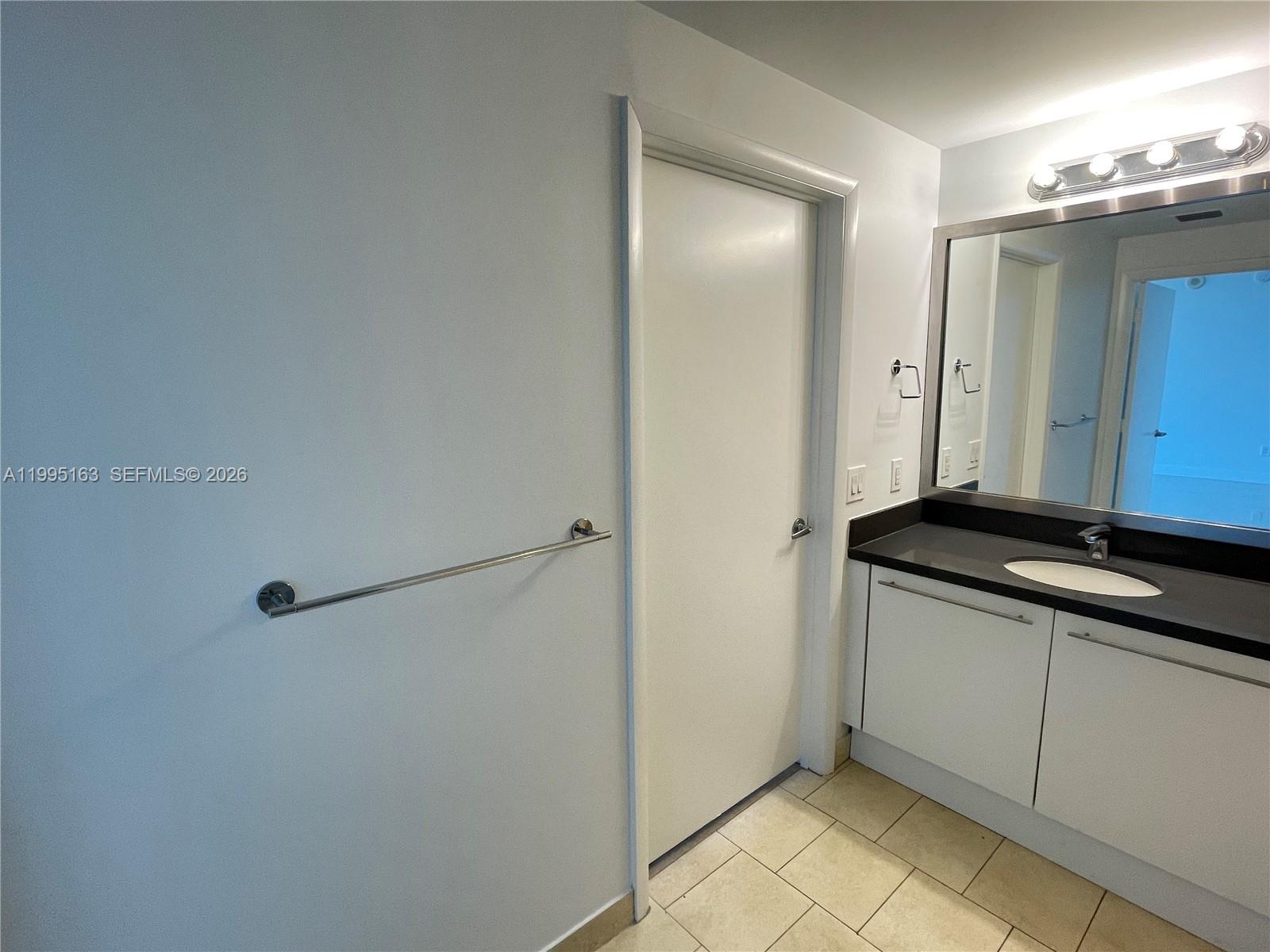 90 SW 3RD STREET #1809, Miami FL 33130