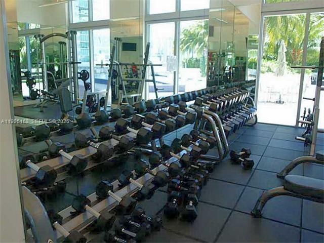 90 SW 3RD STREET #1809, Miami FL 33130