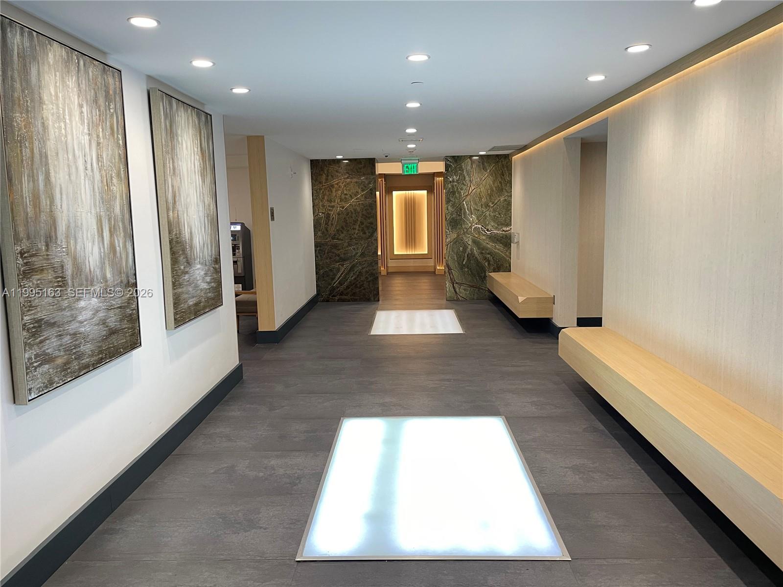 90 SW 3RD STREET #1809, Miami FL 33130