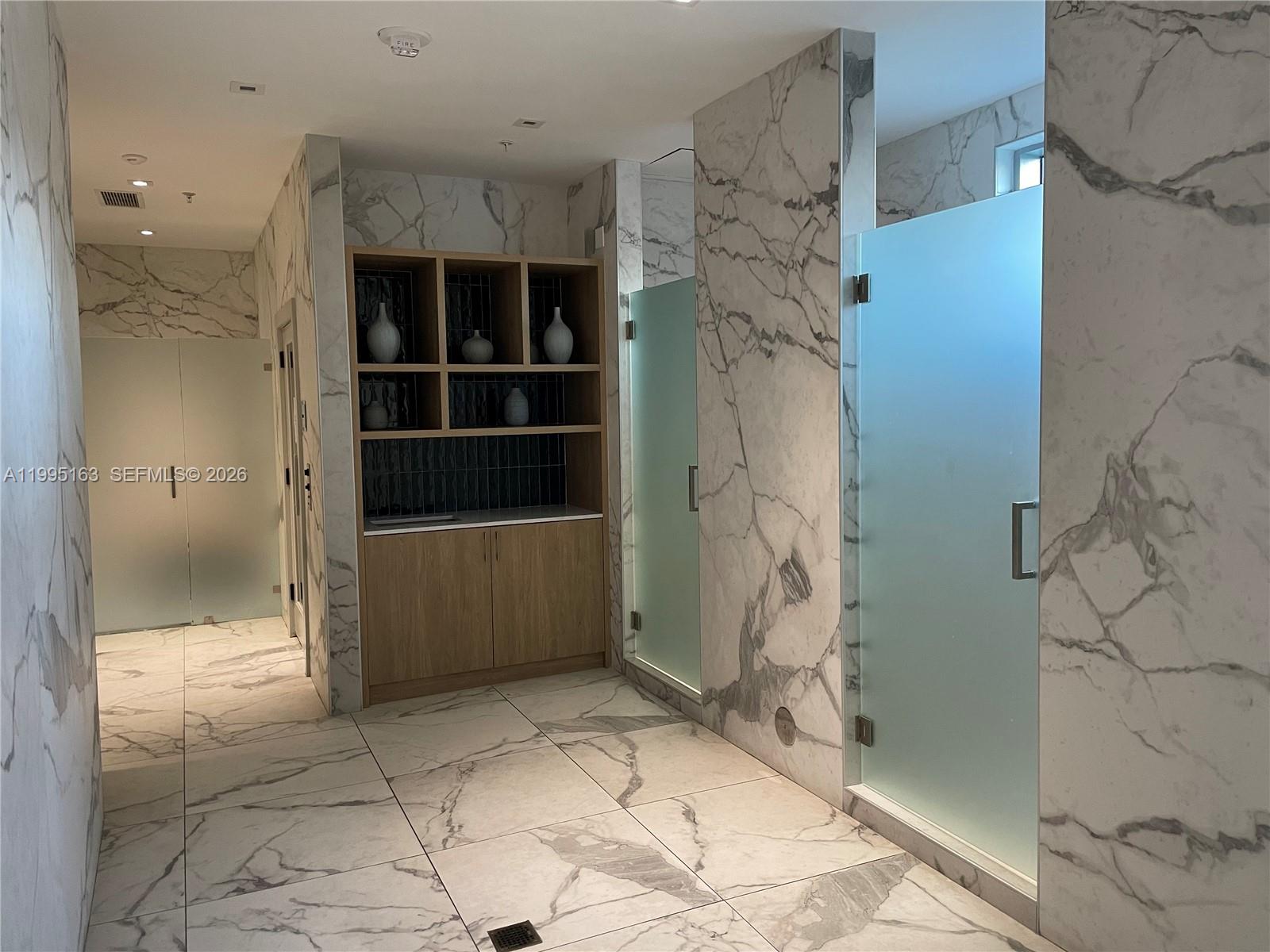 90 SW 3RD STREET #1809, Miami FL 33130