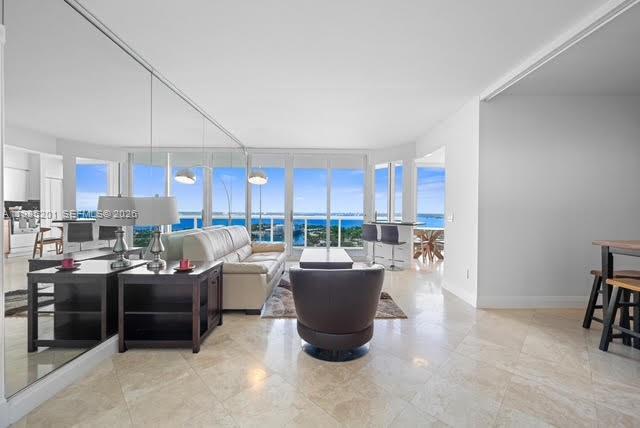 4779 Collins Ave #3206, Miami Beach FL 33140