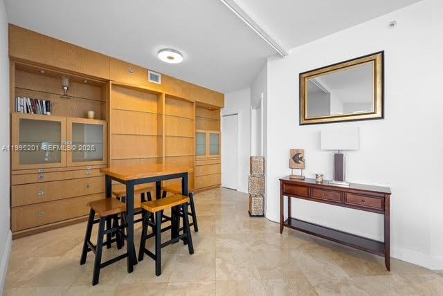 4779 Collins Ave #3206, Miami Beach FL 33140