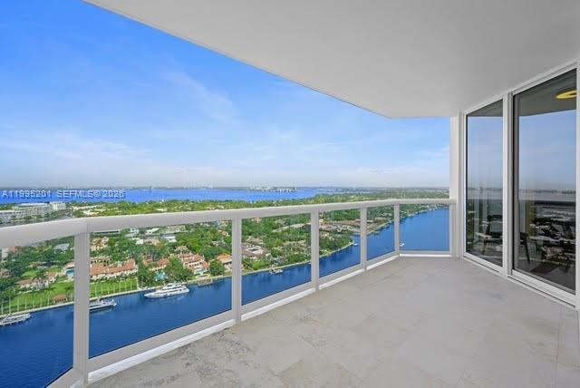 4779 Collins Ave #3206, Miami Beach FL 33140