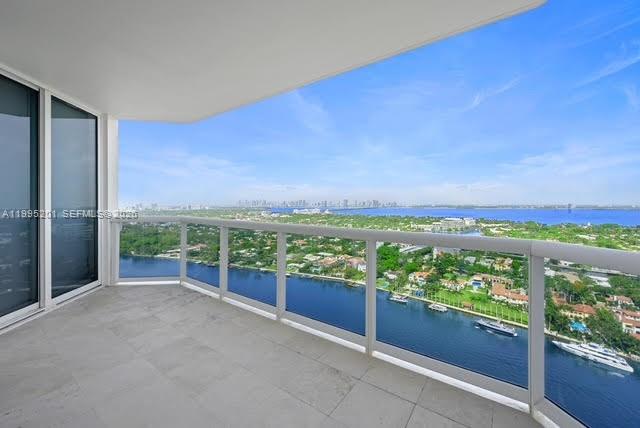 4779 Collins Ave #3206, Miami Beach FL 33140