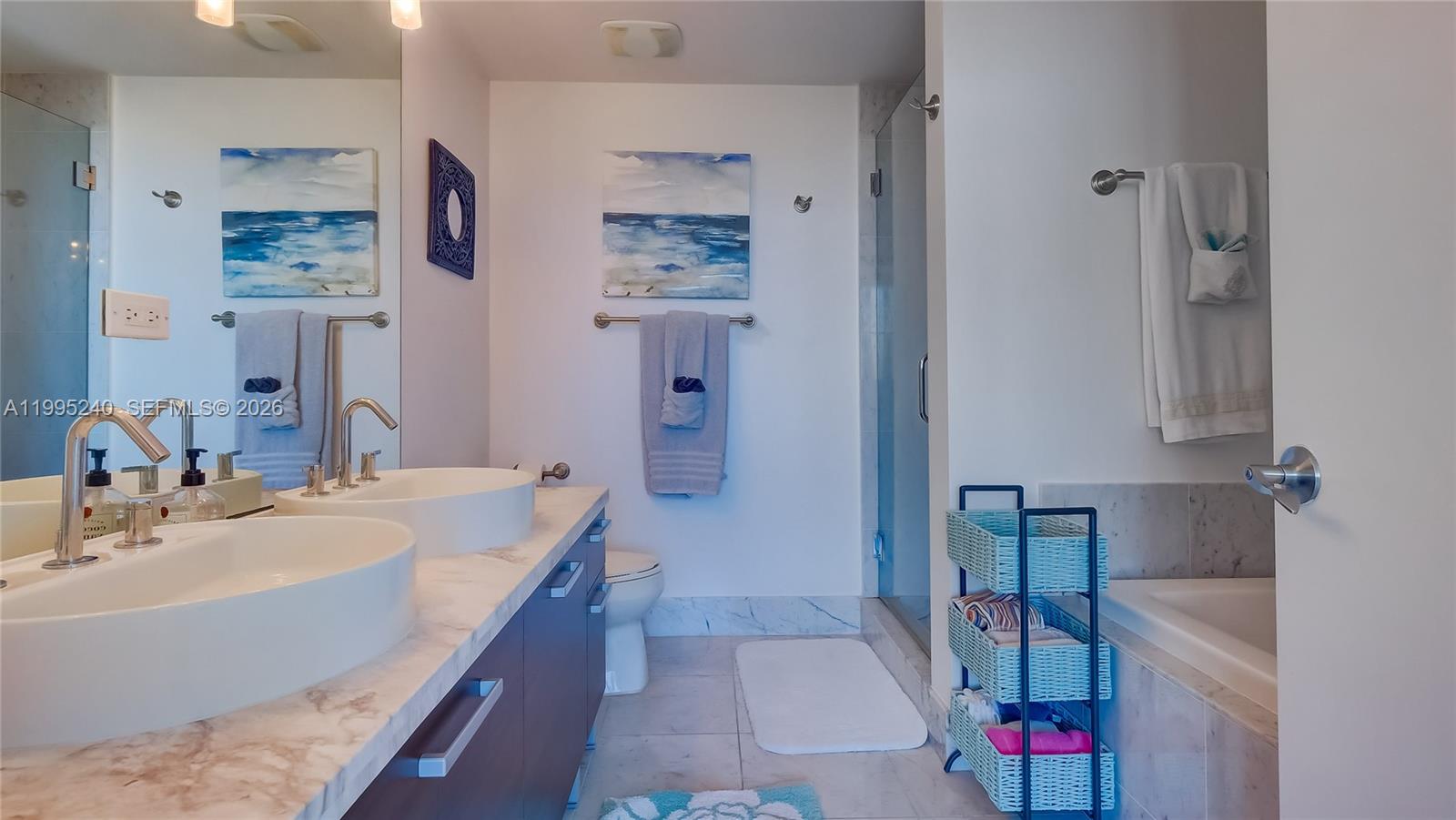 253 NE 2nd St #3509, Miami FL 33132