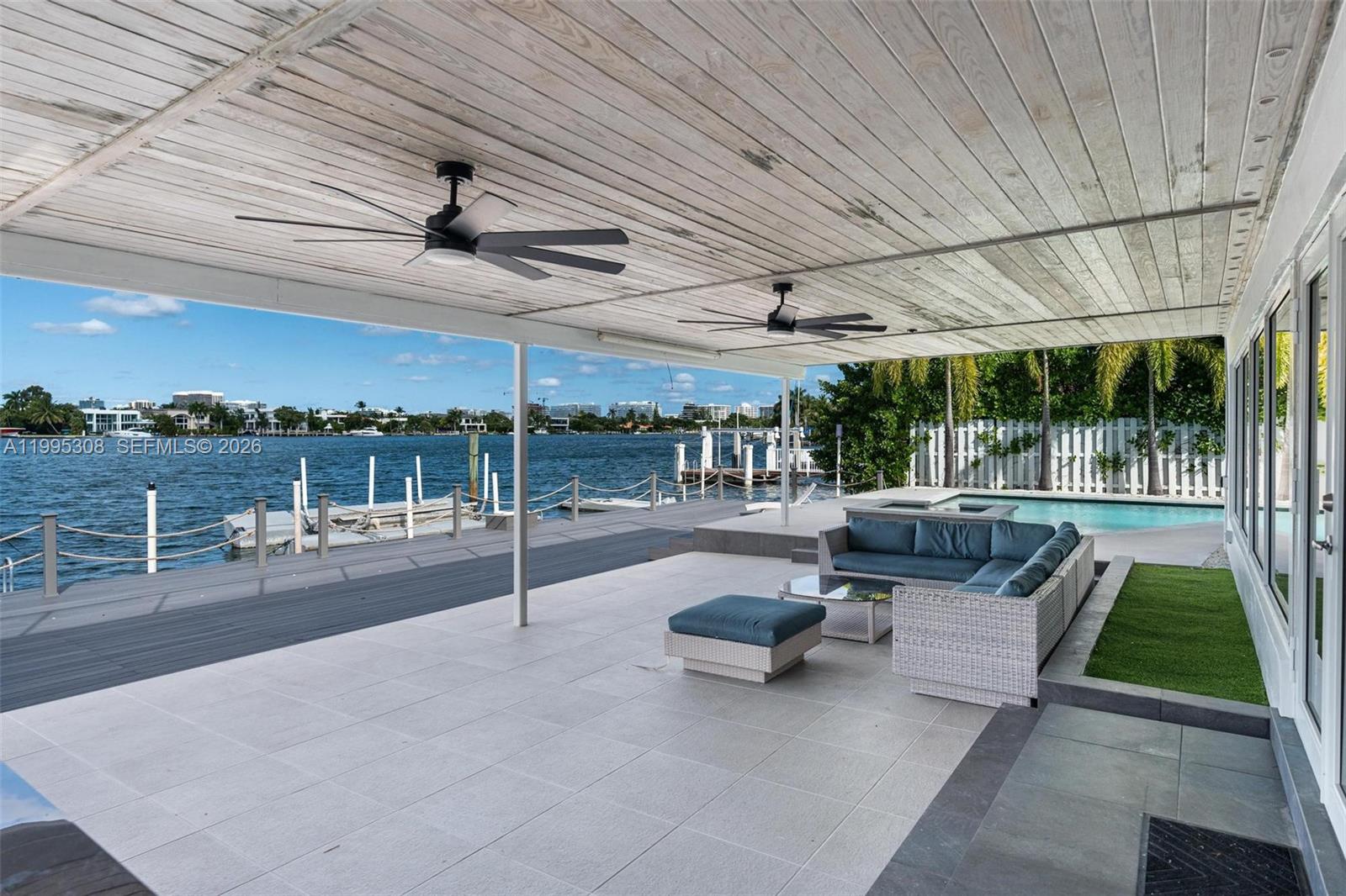 1055 Stillwater Dr, Miami Beach FL 33141