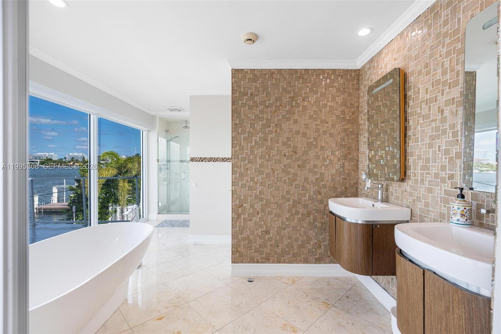 1055 Stillwater Dr, Miami Beach FL 33141