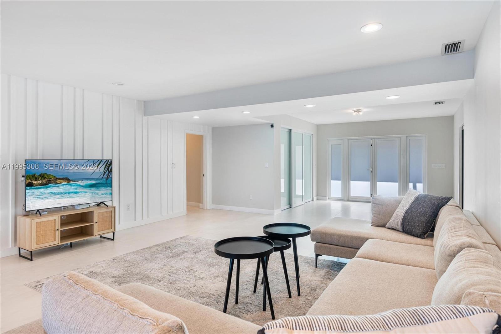 1055 Stillwater Dr, Miami Beach FL 33141