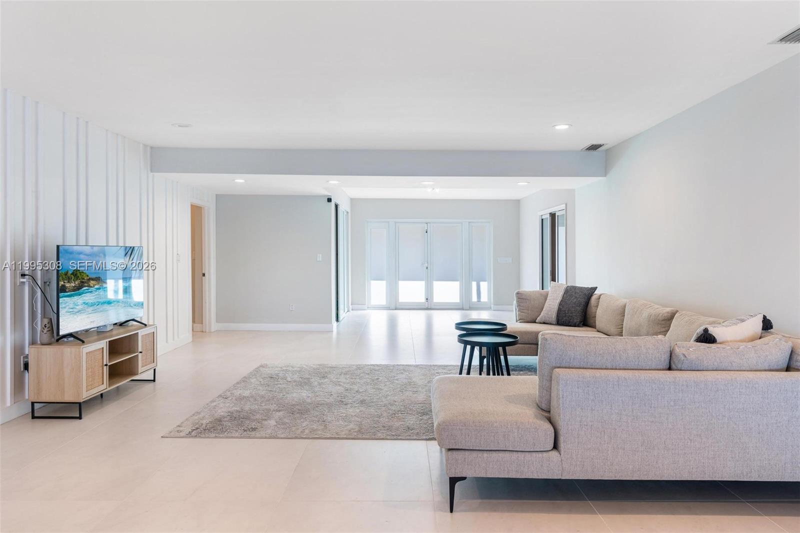 1055 Stillwater Dr, Miami Beach FL 33141