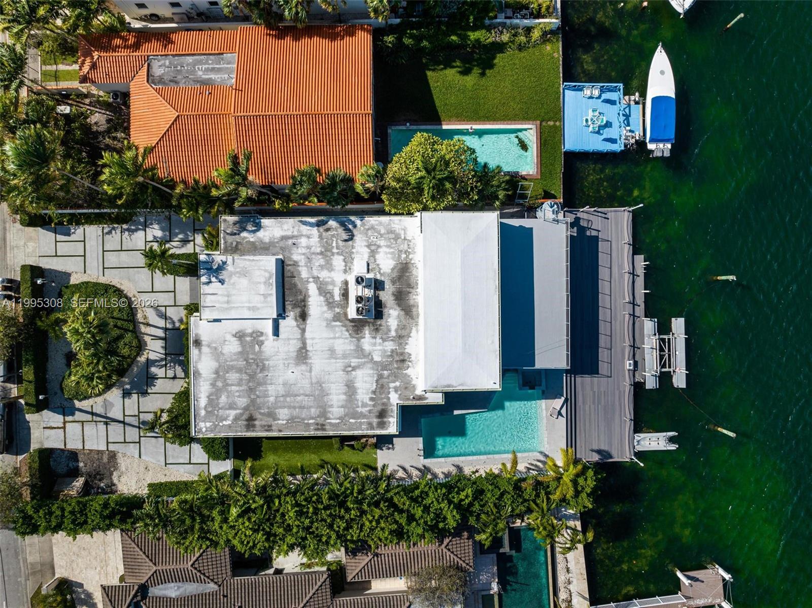 1055 Stillwater Dr, Miami Beach FL 33141