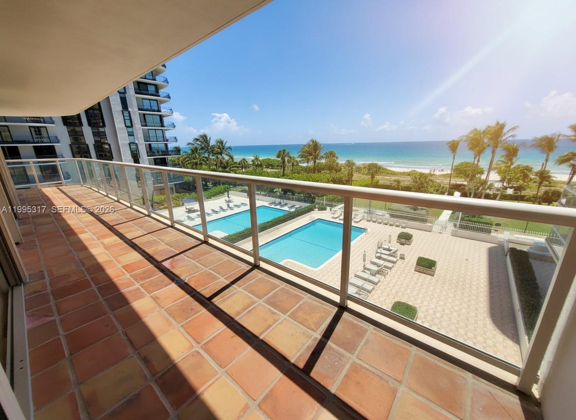 8855 Collins Ave. Oceanfront direct #4C, Surfside FL 33154