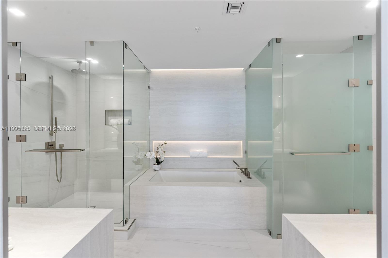 900 N Ocean Blvd #1506, Pompano Beach FL 33062