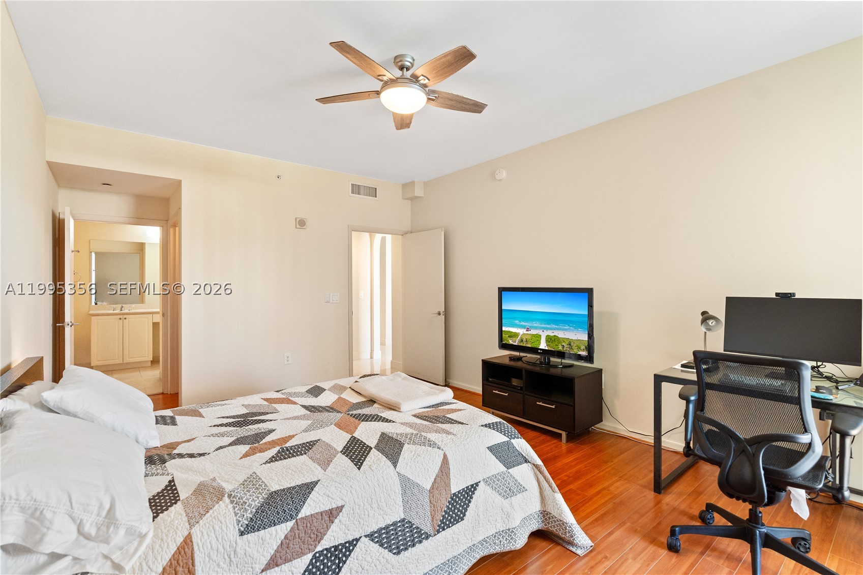 3340 NE 190th St #1004, Aventura FL 33180