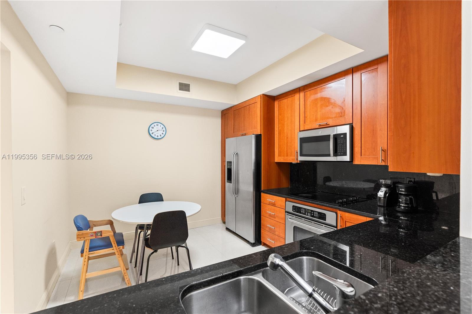 3340 NE 190th St #1004, Aventura FL 33180