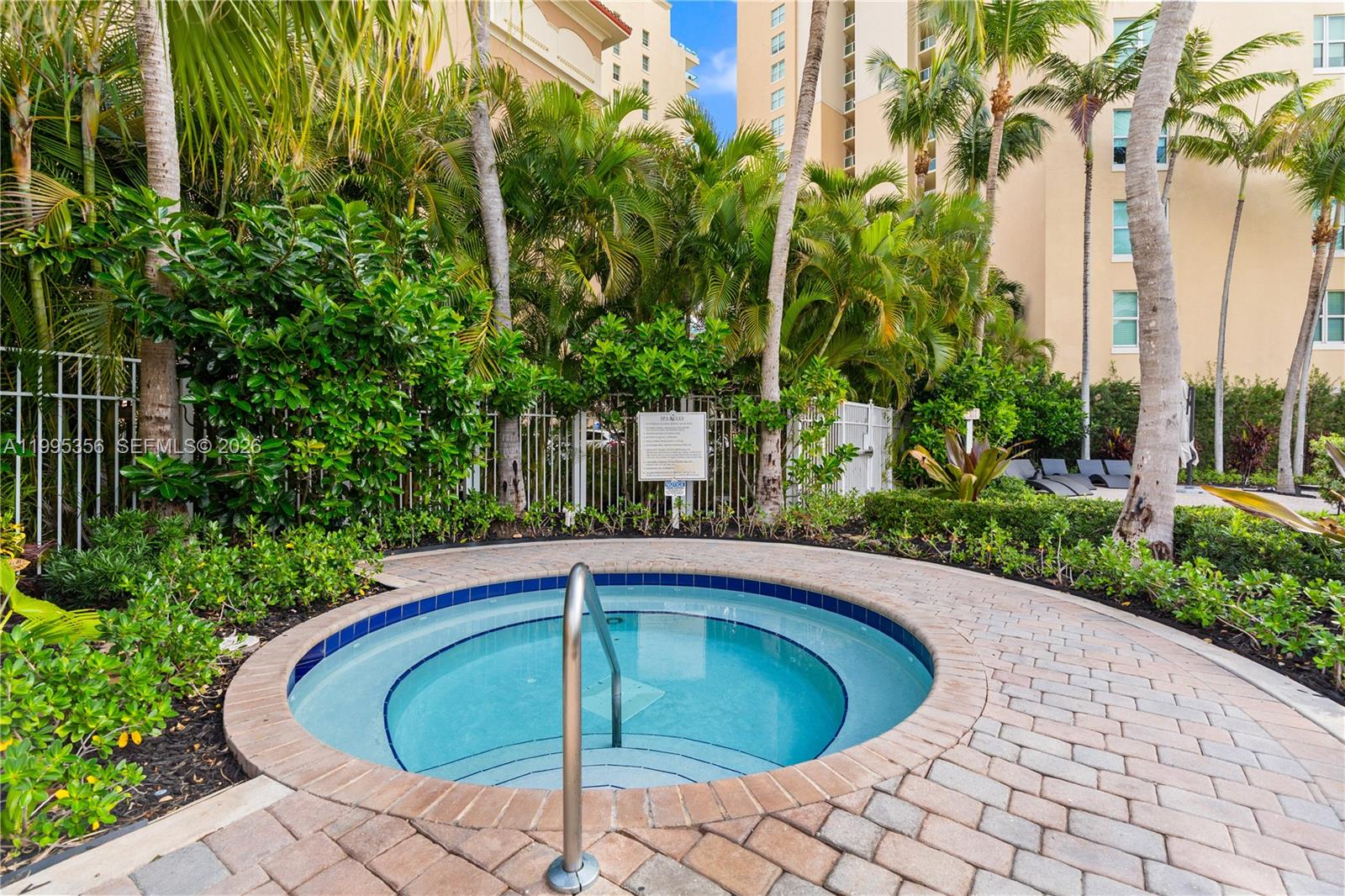 3340 NE 190th St #1004, Aventura FL 33180