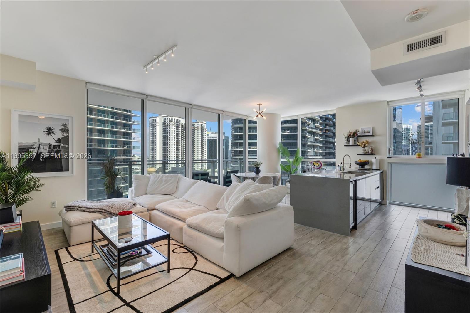 1080 Brickell Ave #1909, Miami FL 33131