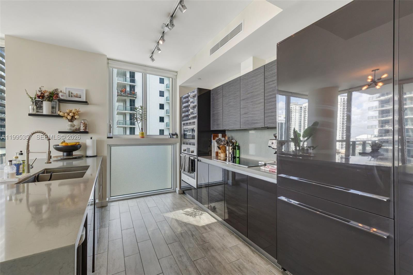 1080 Brickell Ave #1909, Miami FL 33131