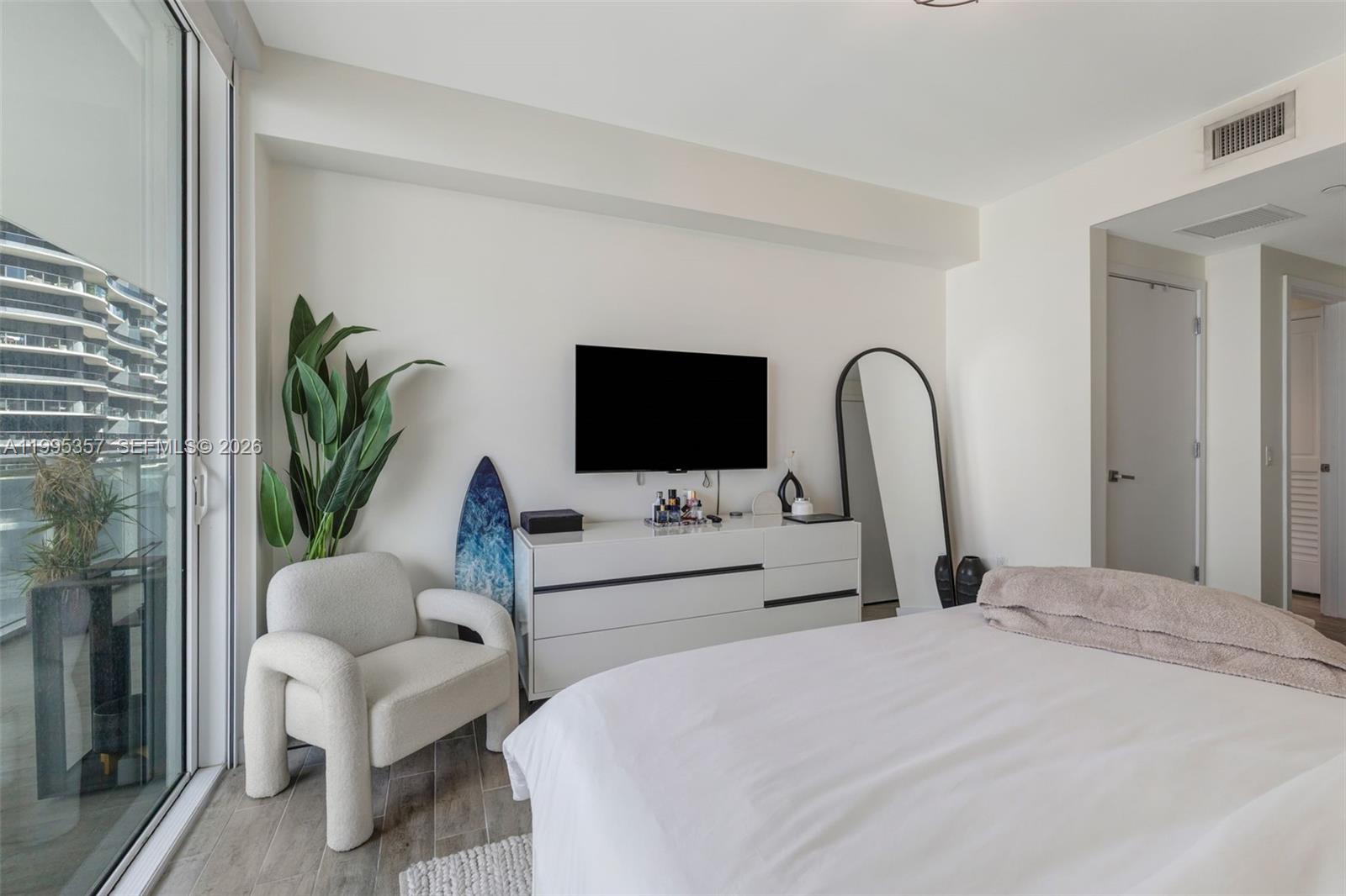 1080 Brickell Ave #1909, Miami FL 33131