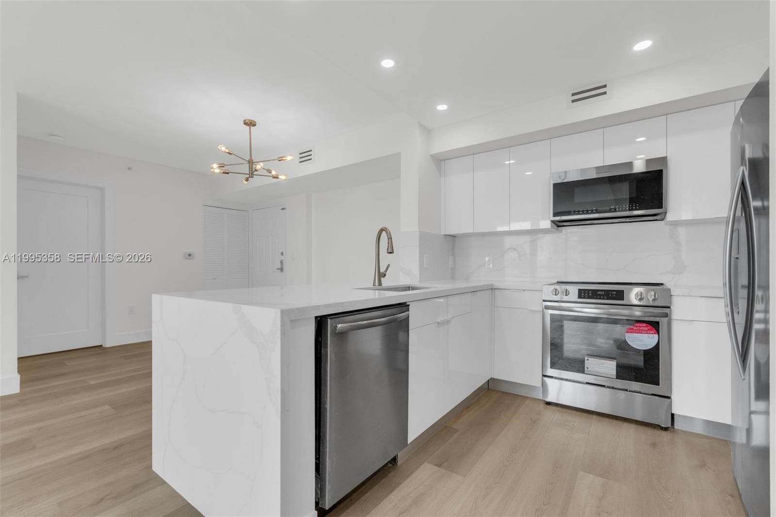 1155 Brickell Bay Dr #2308, Miami FL 33131