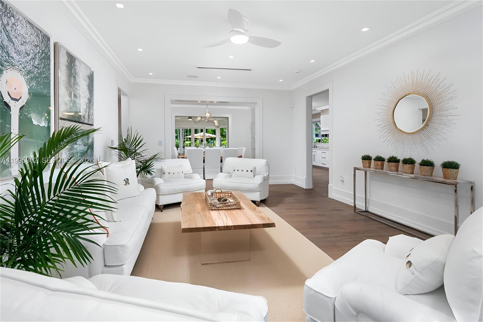 2575 Pine Tree Dr #., Miami Beach FL 33140