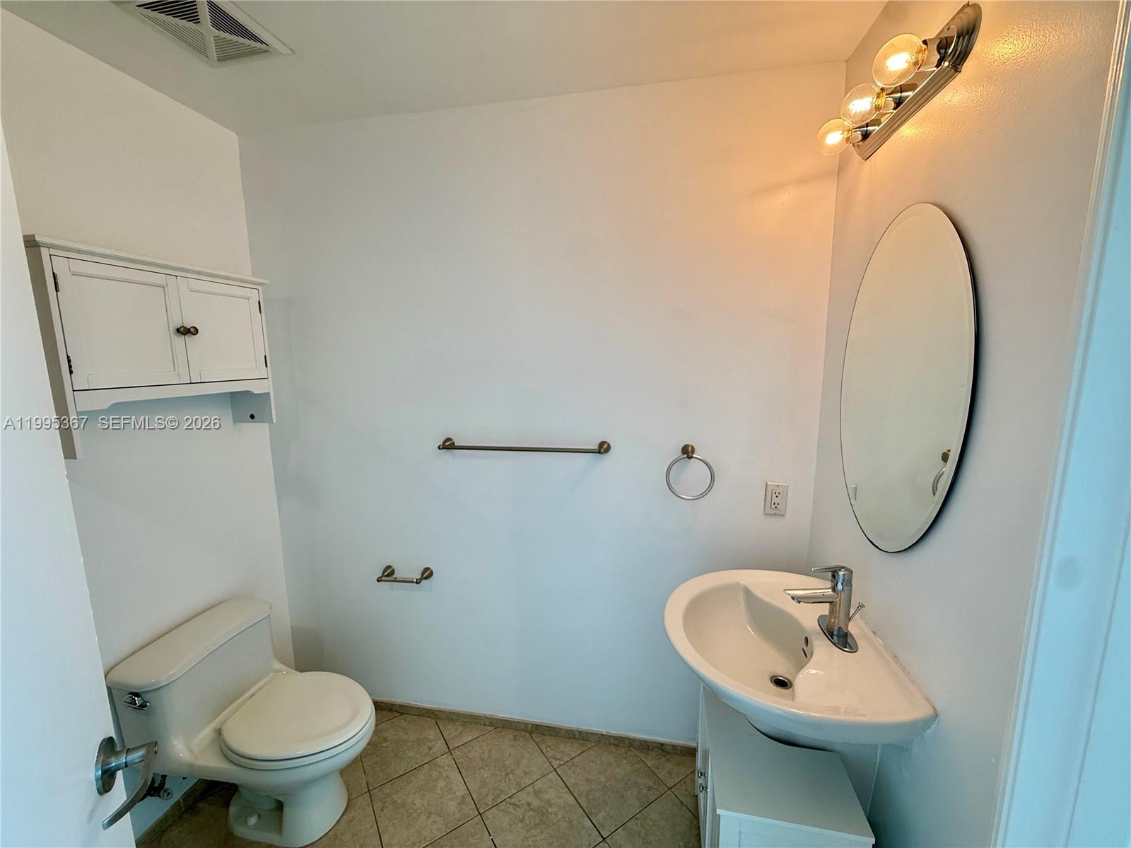 60 SW 13th St #4018, Miami FL 33130