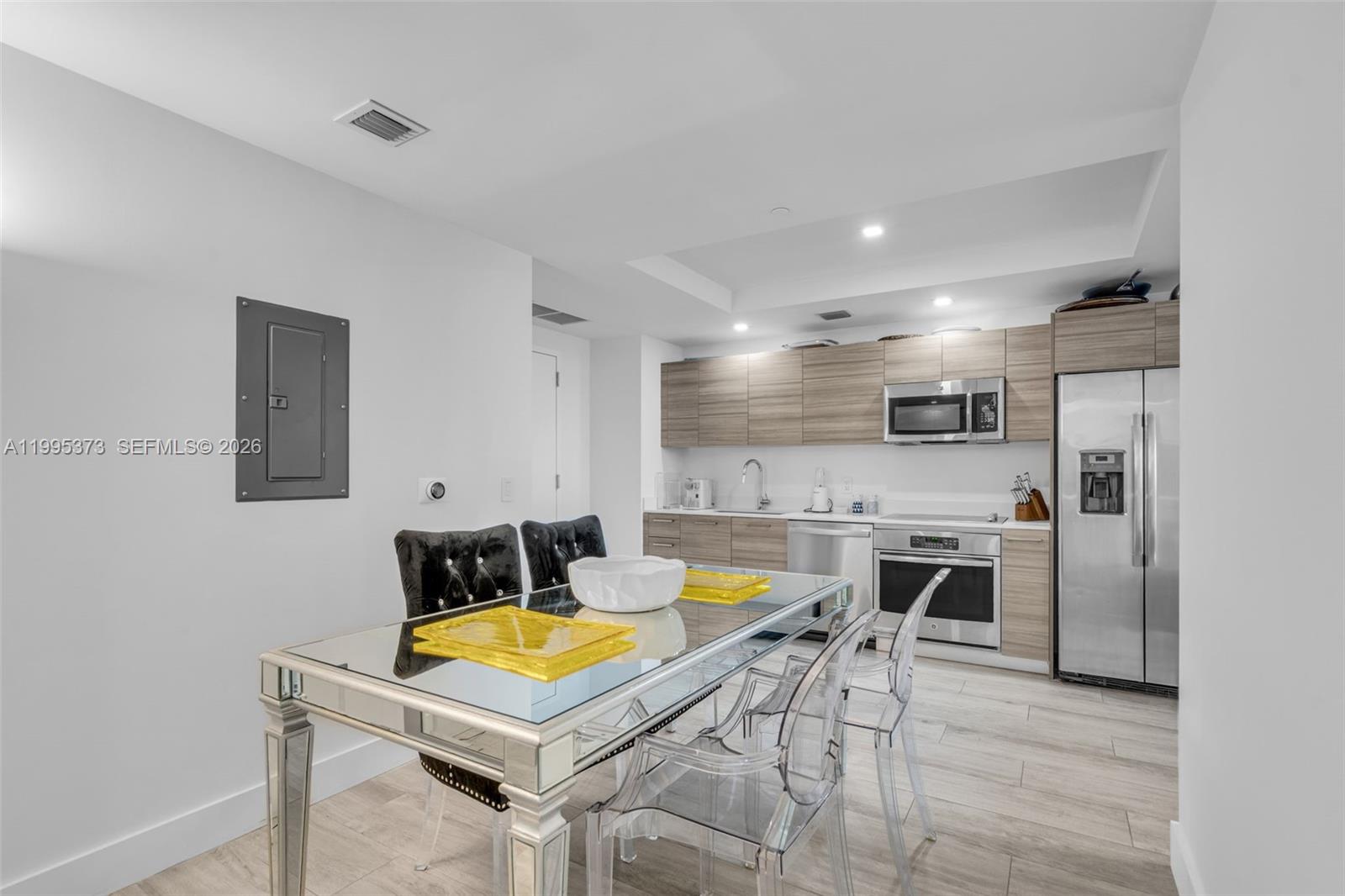 121 NE 34th St #3003, Miami FL 33137