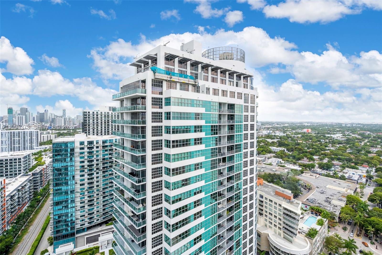 121 NE 34th St #3003, Miami FL 33137