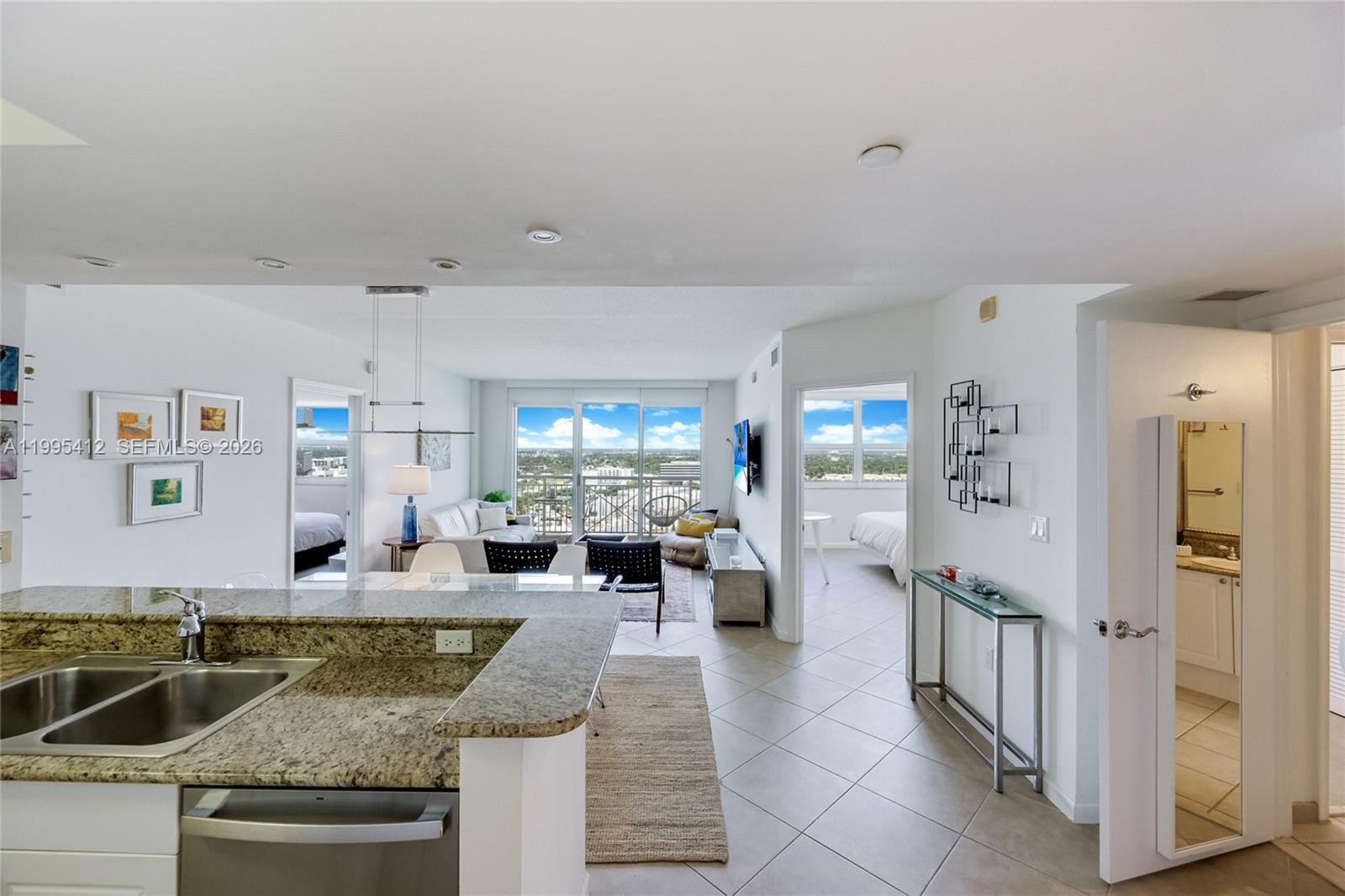 19501 W Country Club Dr #2412, Aventura FL 33180