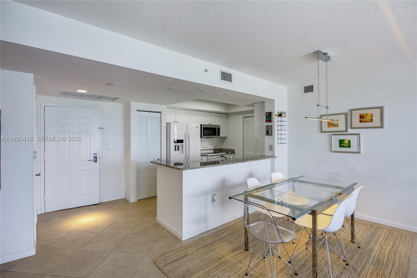 19501 W Country Club Dr #2412, Aventura FL 33180