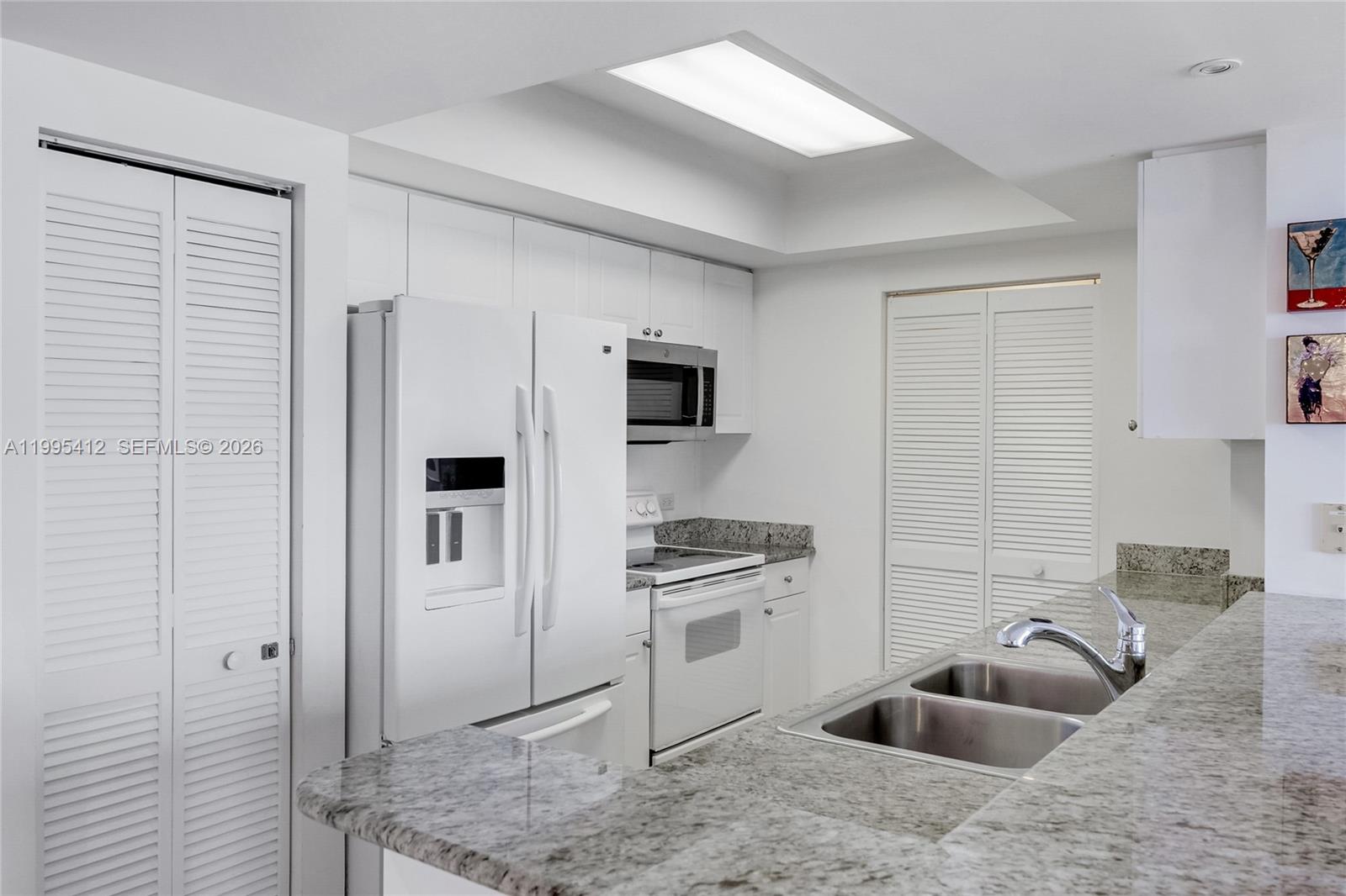 19501 W Country Club Dr #2412, Aventura FL 33180