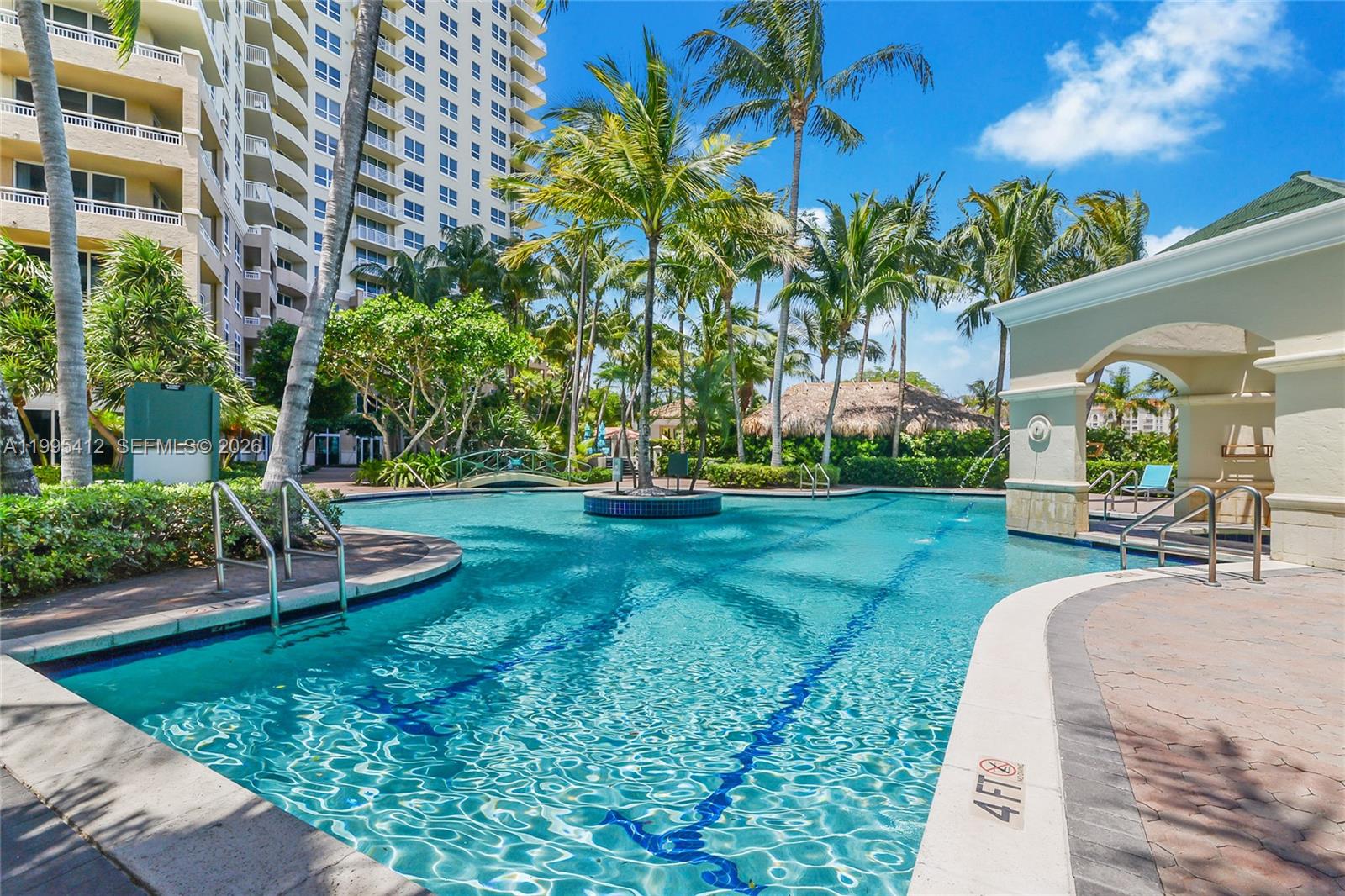 19501 W Country Club Dr #2412, Aventura FL 33180