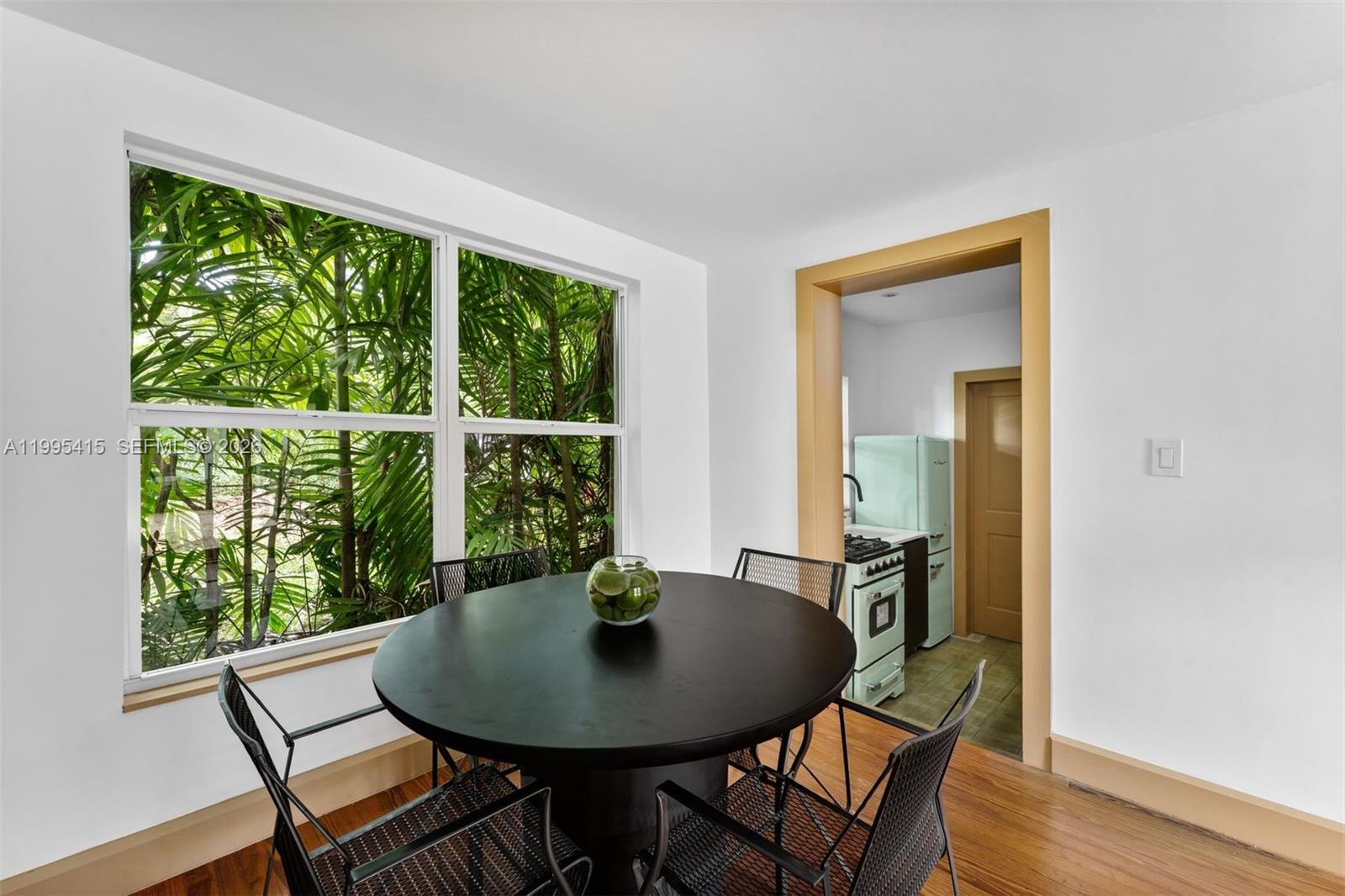 5812 Alton Rd, Miami Beach FL 33140