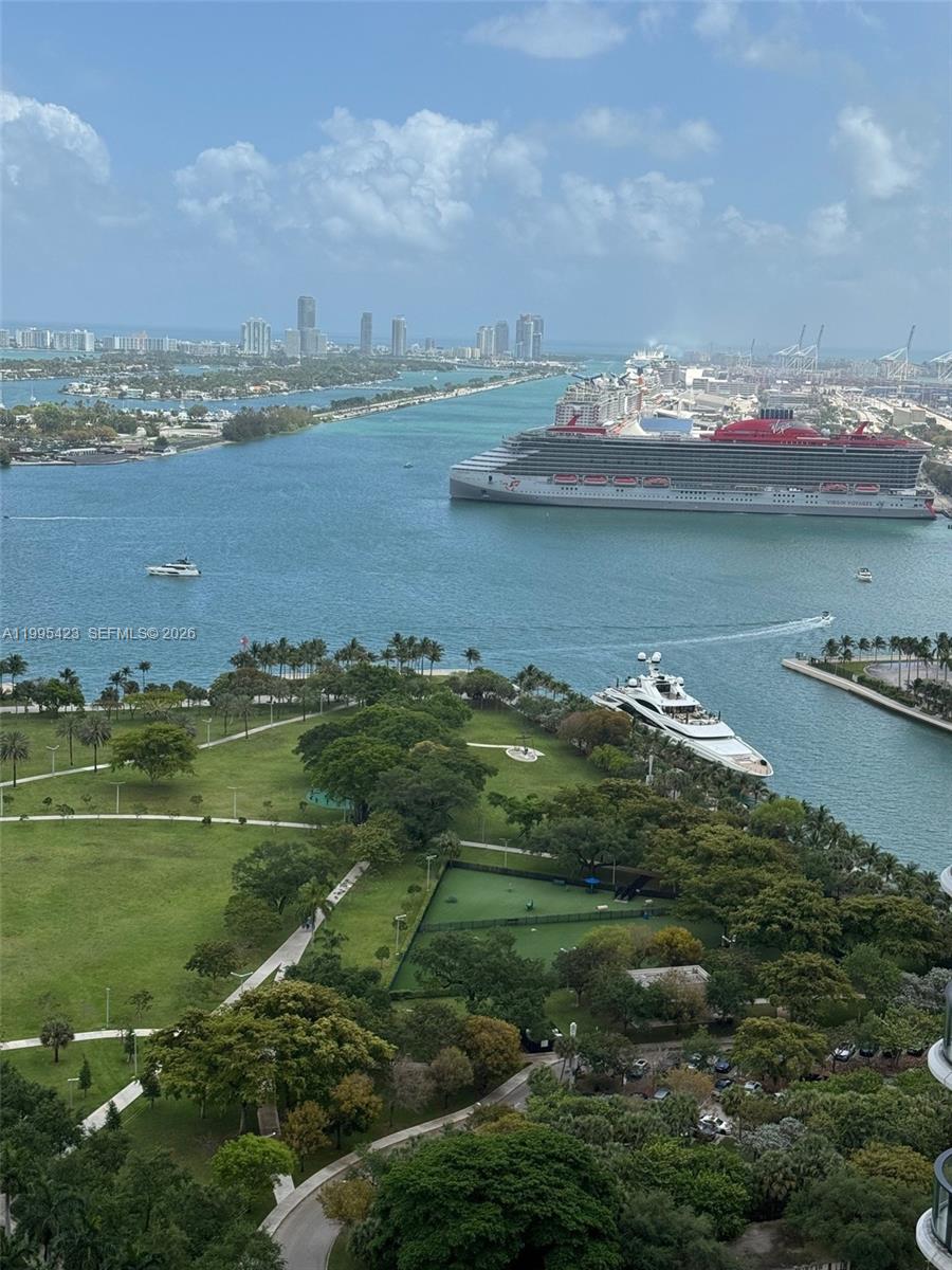 1040 Biscayne Blvd #3008, Miami FL 33132