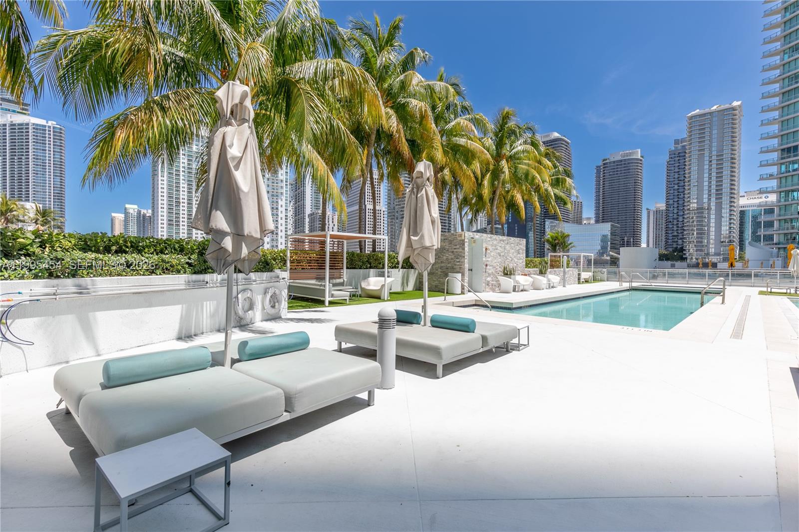 90 SW 3rd St #3806, Miami FL 33130