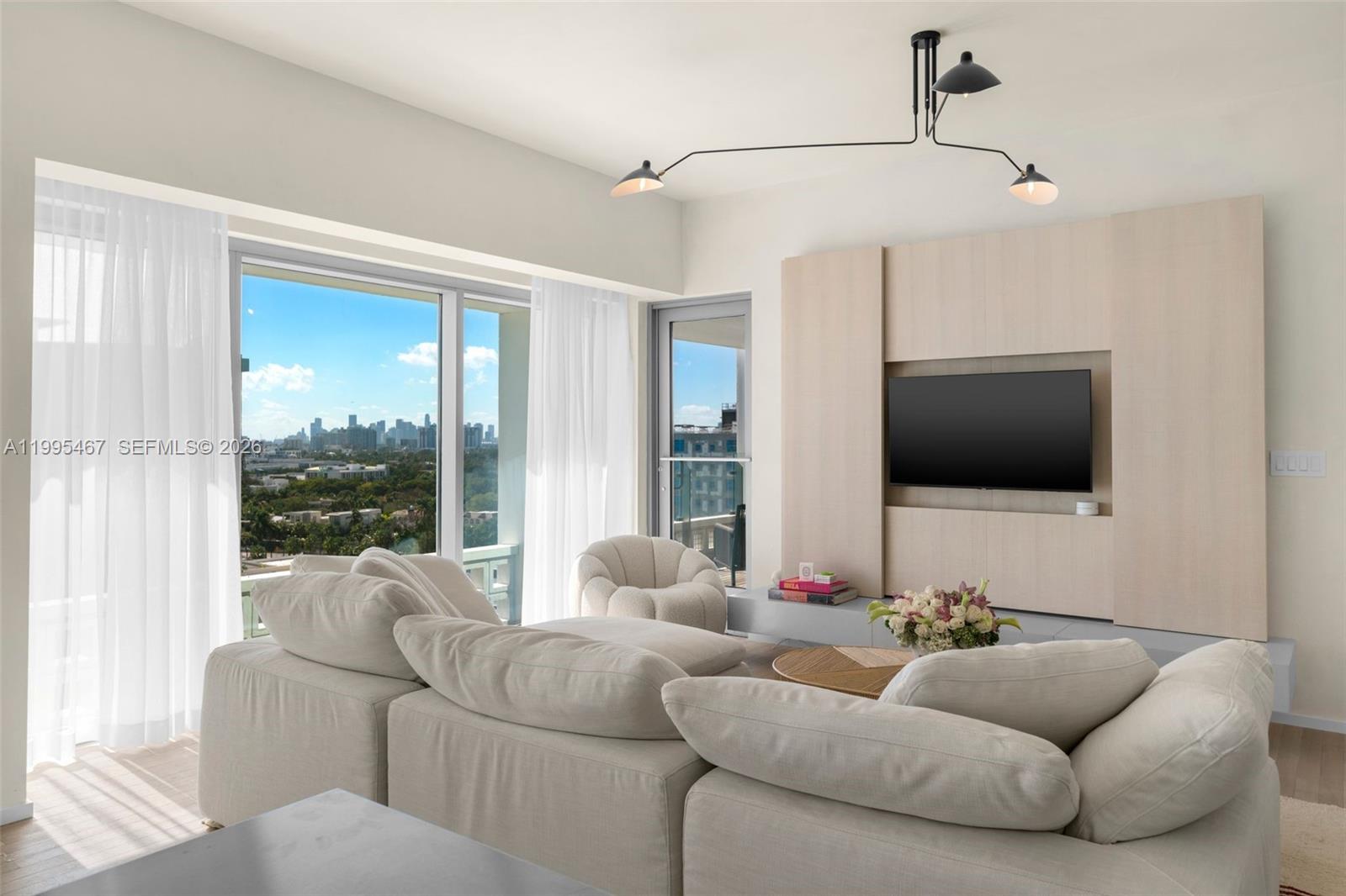 2901 Collins Ave #1204, Miami Beach FL 33140