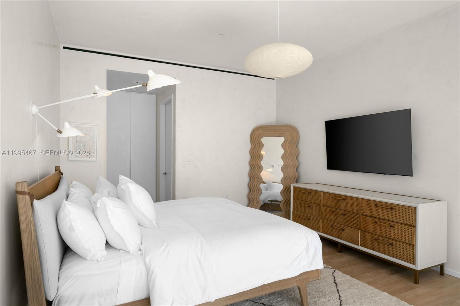 2901 Collins Ave #1204, Miami Beach FL 33140