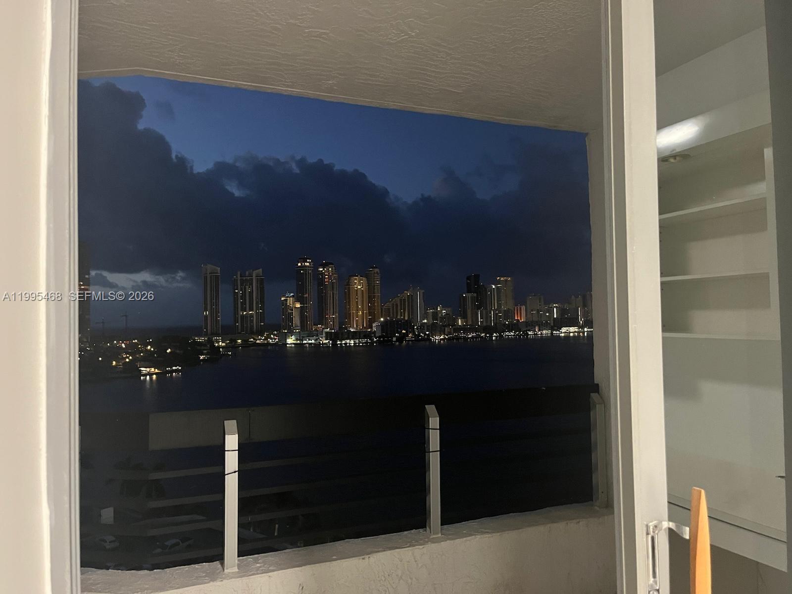 3530 Mystic Pointe Dr #1711, Aventura FL 33180