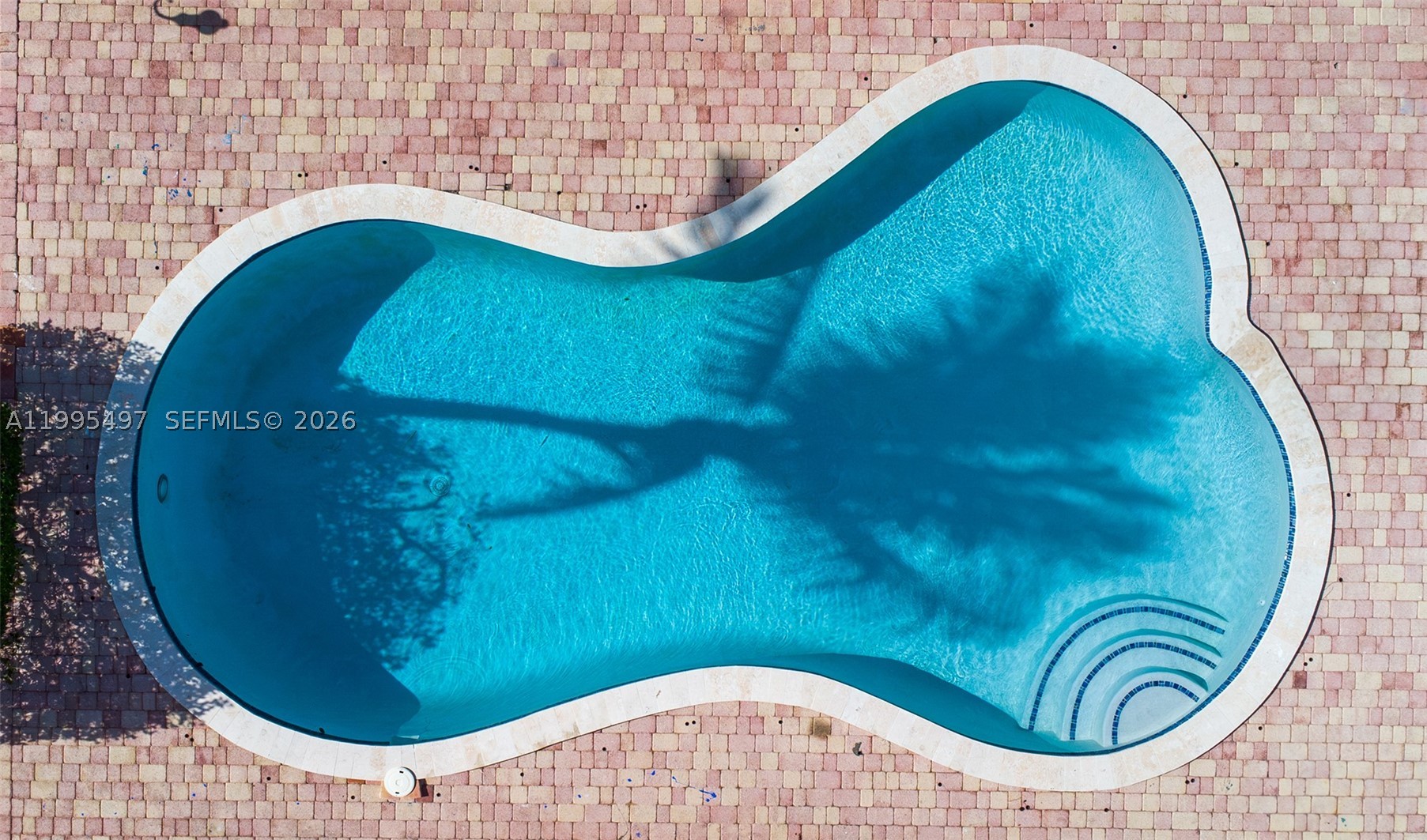 9370 SW 82nd St, Miami FL 33173