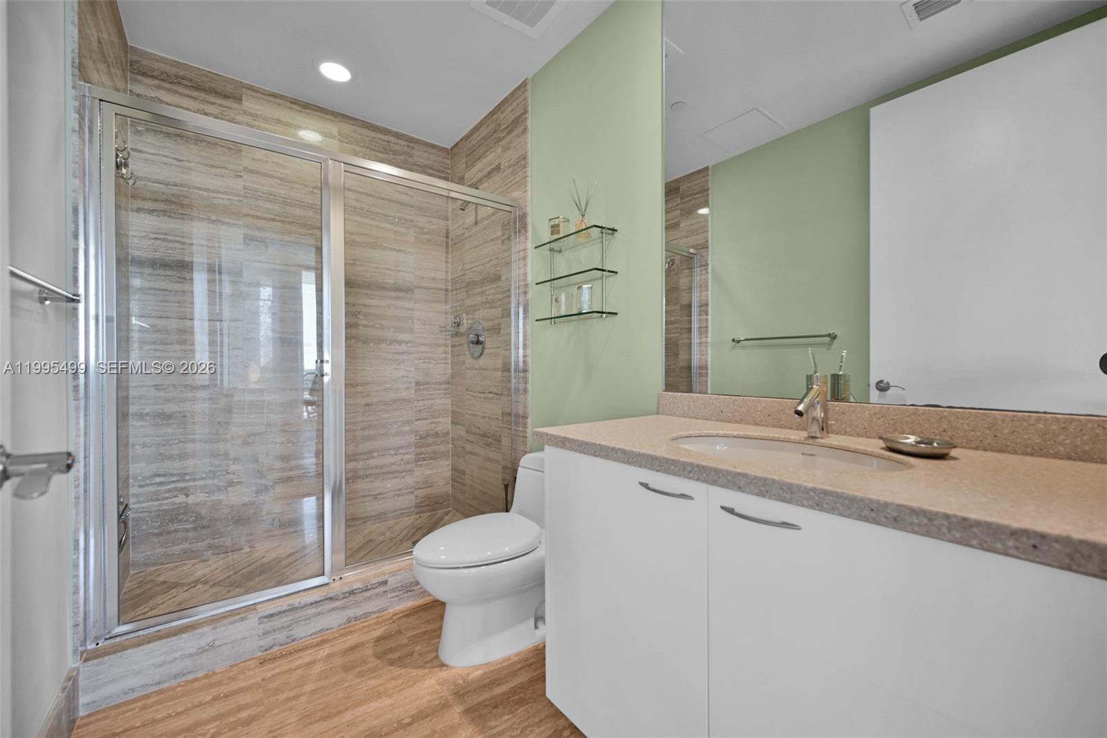 15901 Collins Ave #2405, Sunny Isles Beach FL 33160