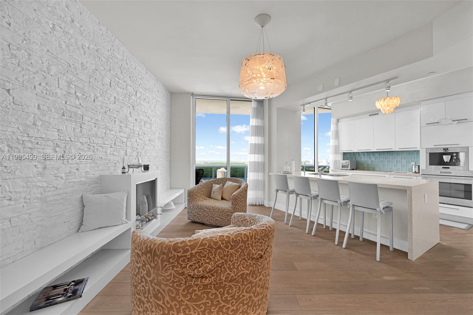 15901 Collins Ave #2405, Sunny Isles Beach FL 33160