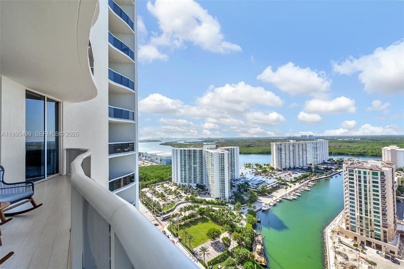 15901 Collins Ave #2405, Sunny Isles Beach FL 33160