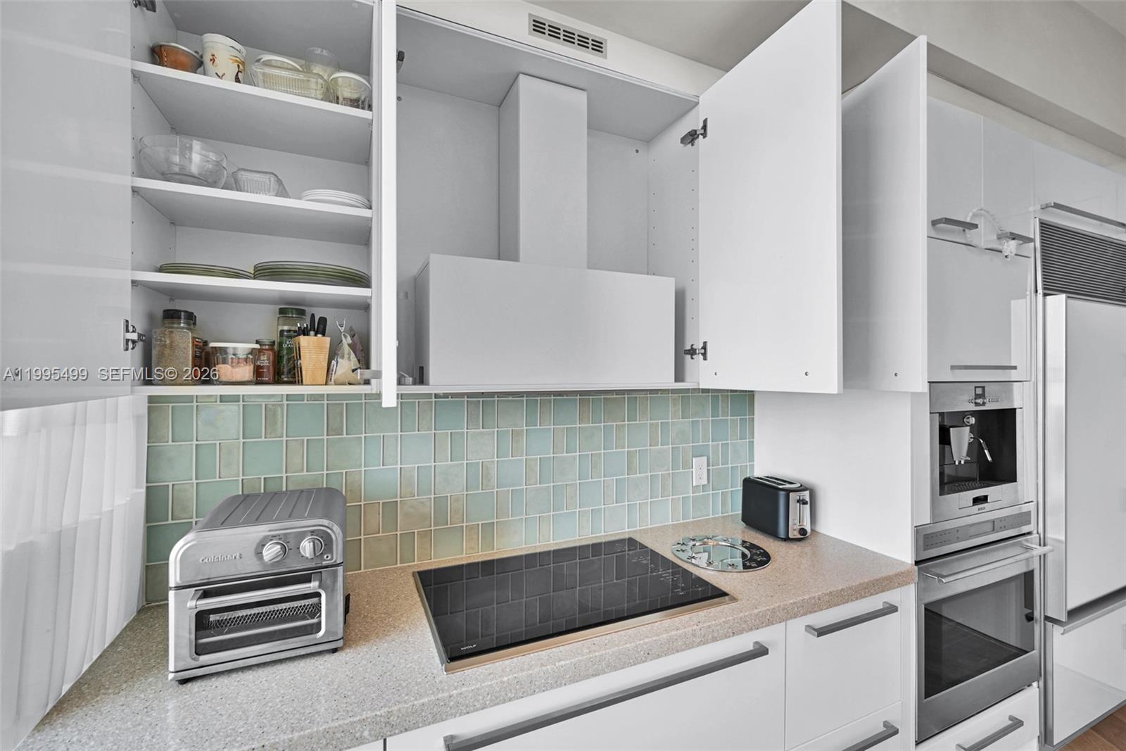 15901 Collins Ave #2405, Sunny Isles Beach FL 33160