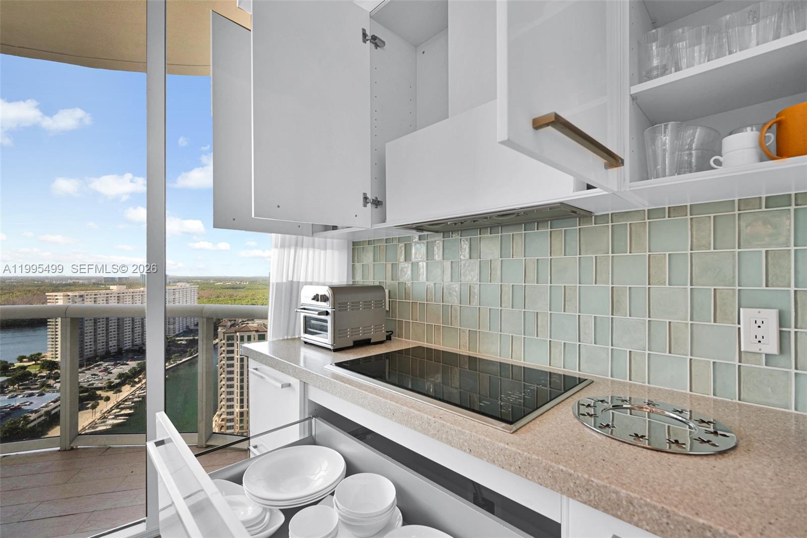 15901 Collins Ave #2405, Sunny Isles Beach FL 33160